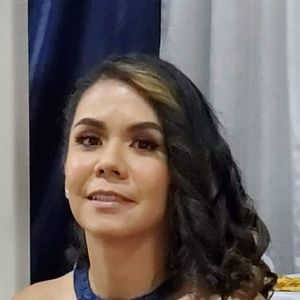 Meet your Posher, Ana